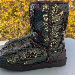 UGG Sequin green boots size 9